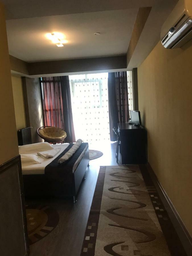 דרובטה-טורנו-סברין Hotel Bulevard מראה חיצוני תמונה